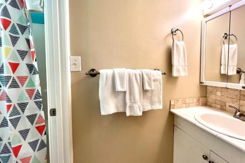 Sea Breeze 211 condo - main image