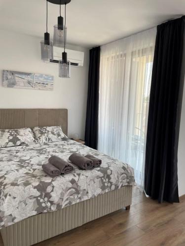 SUNNY STUDIO AZUR SUNNY STUDIO AZUR