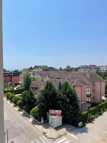 SUNNY STUDIO AZUR SUNNY STUDIO AZUR