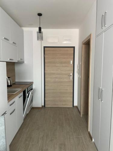 SUNNY STUDIO AZUR SUNNY STUDIO AZUR