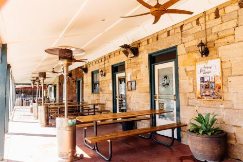 . George IV Inn