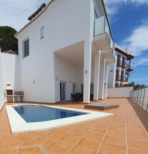 Villa image 1