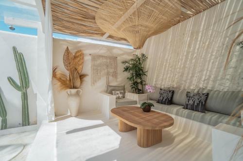 Facilities, Bohemian Jogja Villas with Private Pool in Sinduadi