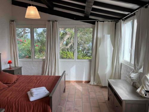 Villa Ormarine, vue exceptionnelle sur la baie de Cannes et le Mercantour