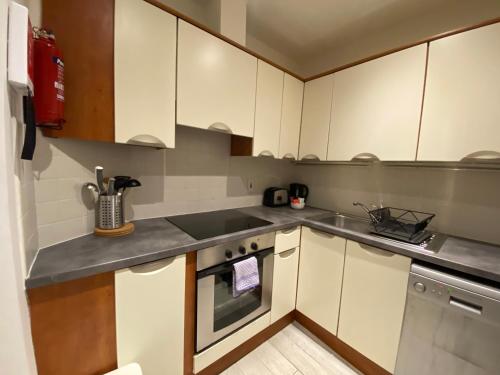 Parnell Corner Apartments - image 4