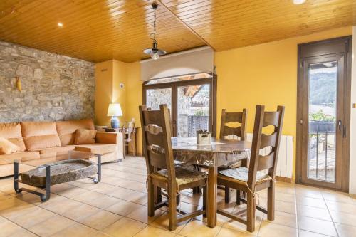 A szálláshely kívülről, Mossen Batista Freixe in Buira