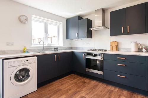 Kitchen, Charming 2 Bed Home in Edwalton in Edwalton
