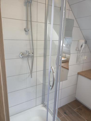 Tuš, Szewczenki 3 in Osiedle Podlesna