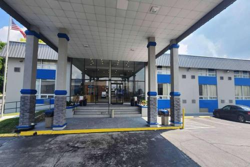 Days Inn by Wyndham Fort Wright Cincinnati Area Days Inn by Wyndham Fort Wright Cincinnati Area