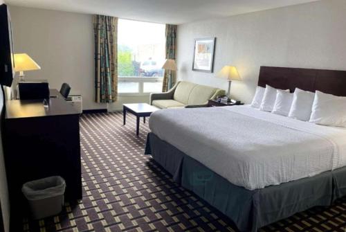 Days Inn by Wyndham Fort Wright Cincinnati Area Days Inn by Wyndham Fort Wright Cincinnati Area