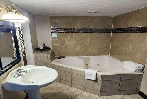 Days Inn by Wyndham Fort Wright Cincinnati Area Days Inn by Wyndham Fort Wright Cincinnati Area