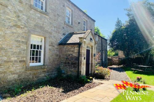 Bridge End House - Country & Riverside Retreat