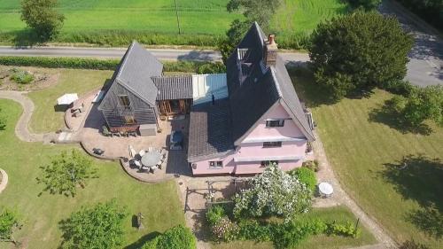Corner Farm Room Type - Deluxe Double or Twin Room with Balcony