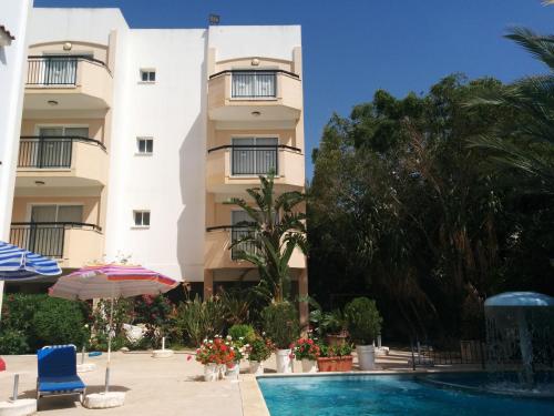 Mariela Hotel Apartments