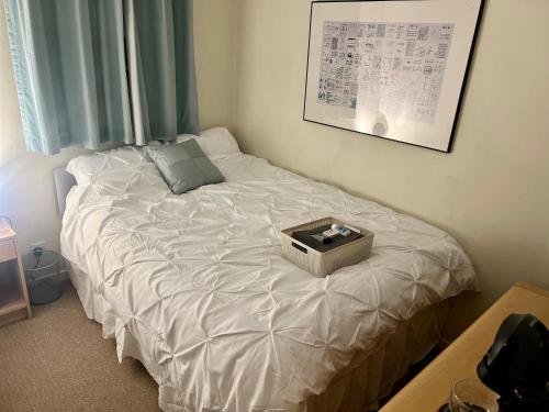 Double bed Parking Internet Coffee Garden Patio TV Quiet Close to main bus route B98 9NH