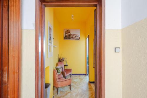House of colours in Marconi, Roma, Rom (Foto 5)