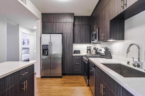 Outstanding Townhouse with 4BDR & 2 BTH in Marina Del Rey in Los Angeles, USA