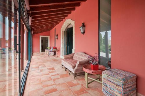 Erkély/terasz, Deluxe Bedroom in Farmhouse, Swimming Pool, By TimeCooler in Sobral de Monte Agraco