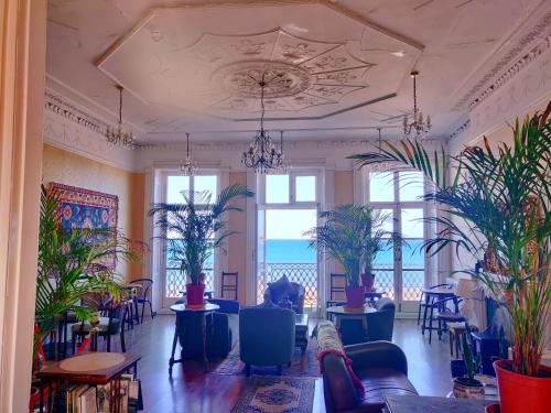 The Lawrence of Arabia Hotel – Weymouth