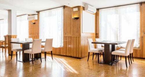 Hotel Ilunion Las Lomas - image 10