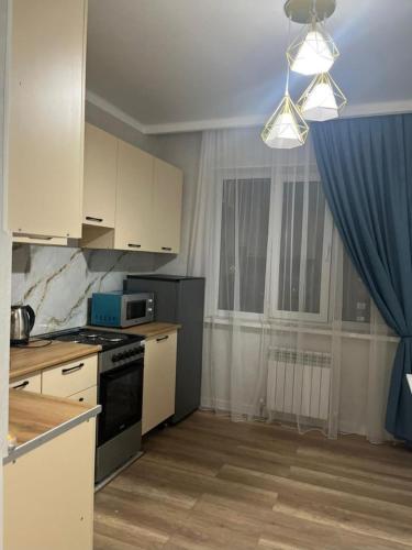 2-комнатная шикарная квартира в районе Алматы арена