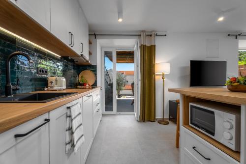 Nona Vi - Boutique Stone House in Brac Island