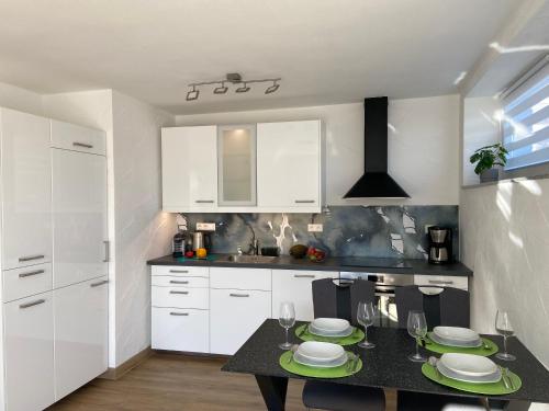 Ferienwohnung Zur alten Dorfschule in Lünebach, Deutschland