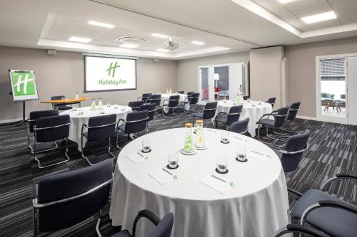 Holiday Inn Coventry M6 J2 an IHG Hotel - image 3