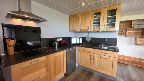 Konyha, Les gites du Canal du midi - Gite Bois & Cailloux in Montgaillard-Lauragais