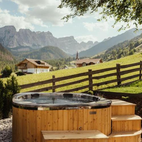 Gyógyfürdő, Ostí Vedl (Osti Vedl) in San Martino In Badia
