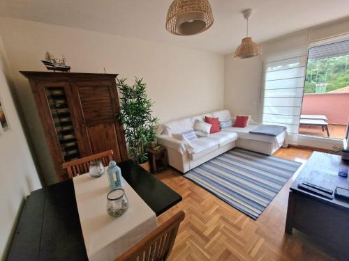  Piso Al Norte Luanco Terraza Parking WI-FI in Luanco