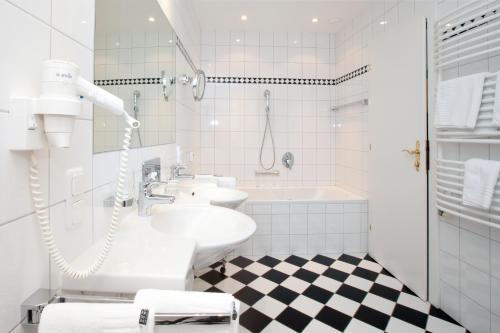 Hotel Richard Löwenherz - image 13