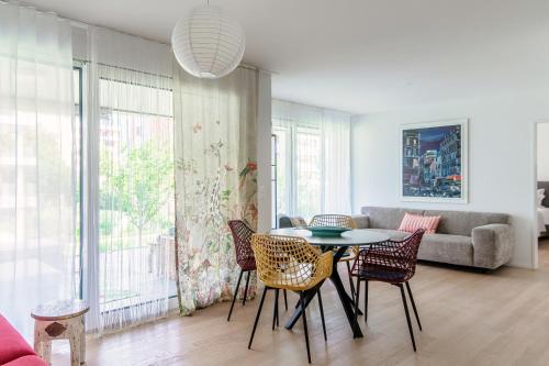  Suite Parco Lago by Quokka 360 - Apartment with Large Terrace Near Locarno Lido in Locarno