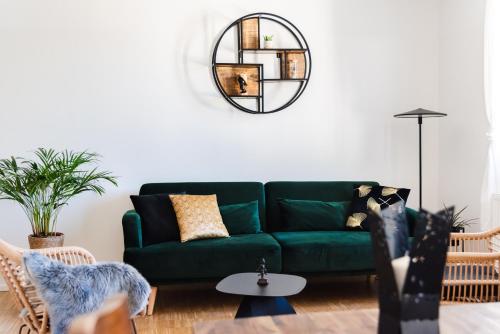Hybrid Work-Play Retreat - 2BR, 1B central Kreuzberg, Берлин (фото 8)