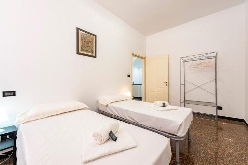 Sunny flat next to the Prince palace