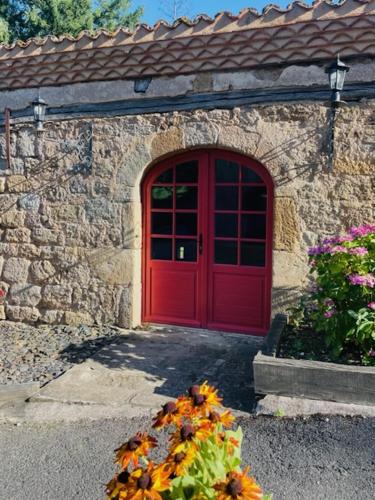 Castle in the beautiful French countryside with all modern comfort