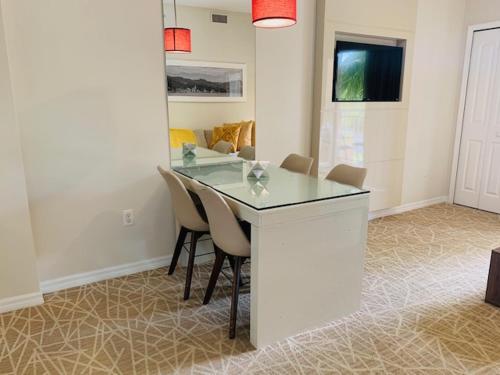 Amazing 1 Bedroom Resort 2 miles from Universal in Orlando, USA