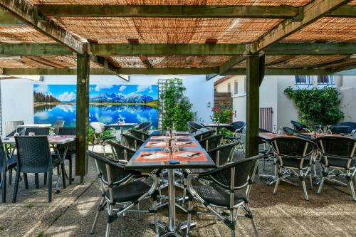 Logis Hotel La cremaillere - Salies-de-Bearn Logis Hotel La cremaillere - Salies-de-Bearn