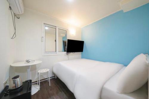 J mini hotel & house (1)