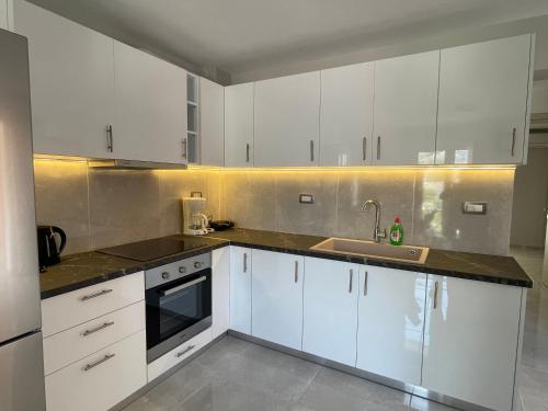 Arian Apartments 5
