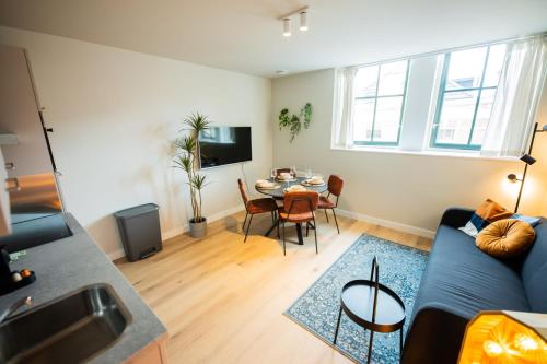  Balanced 3 Bedroom Serviced Apartment 68m2 in Rotterdam