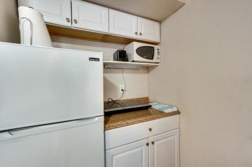 Denver Vacation Rental with Grill - 7 Mi to Downtown in Denver, USA