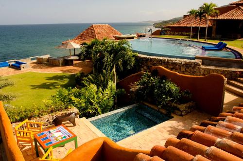 Surrounding environment, Cala Margarita Hotel in La Asuncion