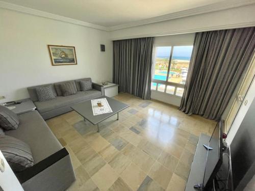 設施, Beachfront Apartment 105- Hotel Andalucia in 比塞大