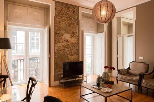 Superior One-Bedroom Apartment room in Stylish City Centre Apartment in Cais do Sodré Lisbon Near Nightlife & Metro 1B - TTL281