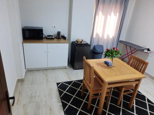 Comfort Suite Near Triumph Luxury Hotel 3
