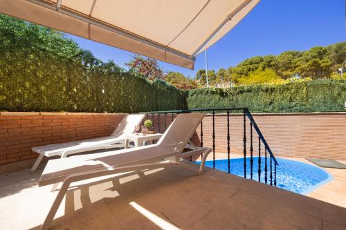 CASA CON PISCINA EN EL CENTRO gîte à louer Tudela