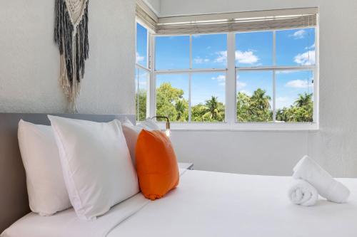 Treehouse Studio Hotel - image 9