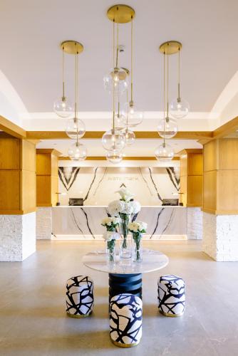 大堂, 水印海灘度假村 (Watermark Beach Resort) in 歐莎約 (BC)