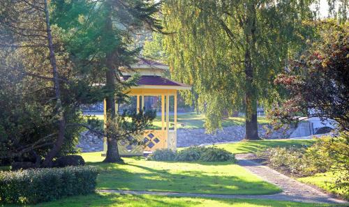 A környék, Rivaal Guesthouse-Cafe in Nurga